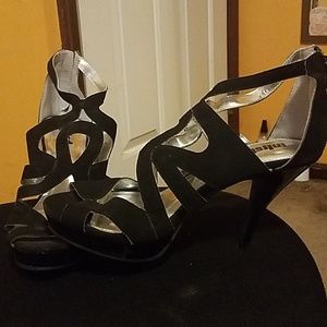 Unlisted by Kenneth Cole Cutout High Heels Black